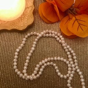 Gorgeous faux strand of pearls